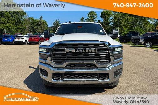 2025 RAM 2500 Tradesman Crew Cab 4x4 6'4' Box