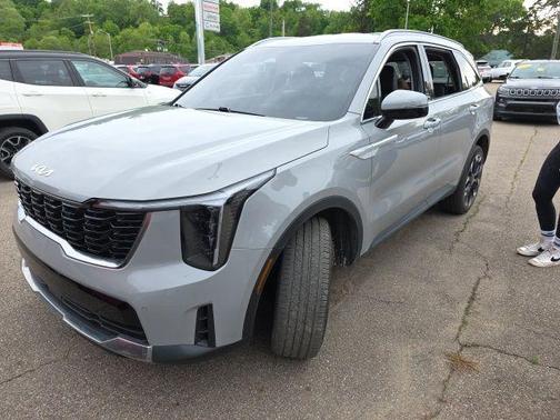 Wolf Gray 2025 Kia Sorento EX