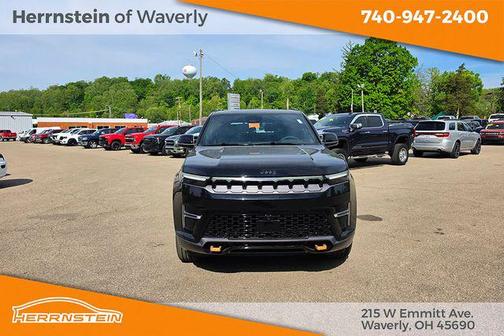 High Gloss Black 2026 Jeep Grand Wagoneer 4x4