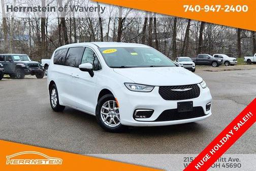 2023 Chrysler Pacifica Touring L