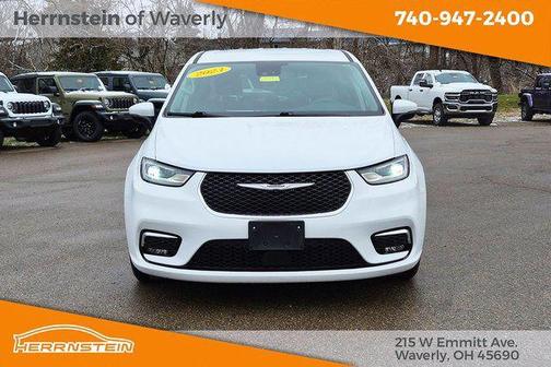 2023 Chrysler Pacifica Touring L