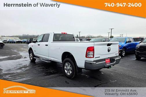 Bright White Clearcoat 2024 RAM 3500 Big Horn Crew Cab 4x4 8' Box