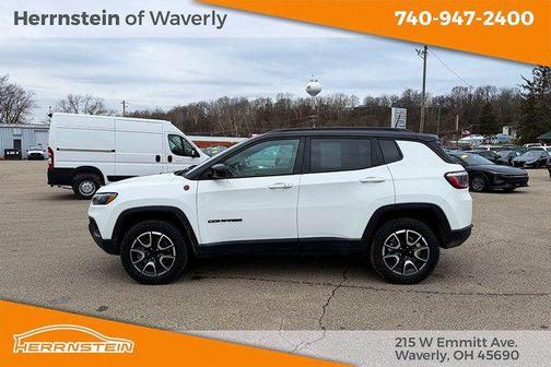 2024 Jeep Compass Trailhawk