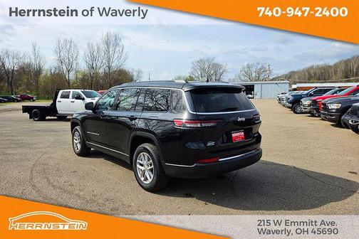 Diamond Black Crystal Pearlcoat 2025 Jeep Grand Cherokee L Laredo