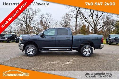 2026 RAM 2500 Tradesman Crew Cab 4x4 6'4' Box