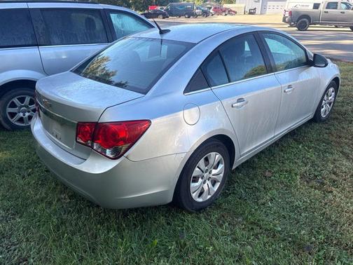 Silver Ice Metallic 2012 Chevrolet Cruze LS