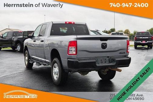 2024 RAM 2500 Tradesman Crew Cab 4x4 6'4' Box
