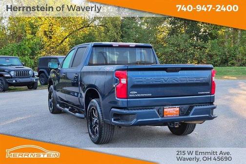 2021 Chevrolet Silverado 1500 Custom