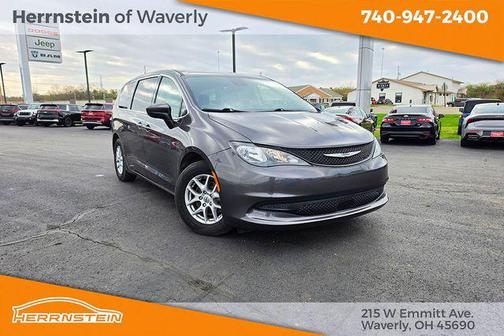 Granite Crystal Metallic Clearcoat 2023 Chrysler Voyager LX