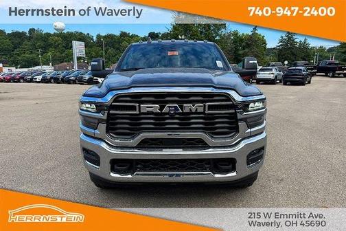 2025 RAM 2500 Tradesman Crew Cab 4x4 6'4' Box
