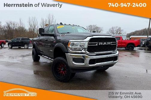 2022 RAM 2500 Tradesman Crew Cab 4x4 6'4' Box