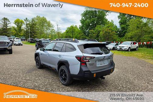 Ice Silver Metallic 2022 Subaru Outback Wilderness