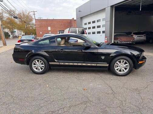 2009 Ford Mustang Premium