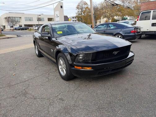 2009 Ford Mustang Premium