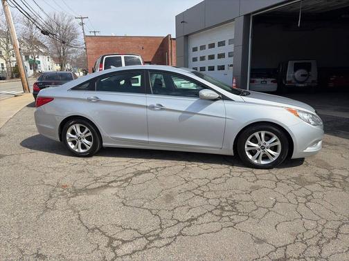 Radiant Silver 2011 Hyundai SONATA Limited