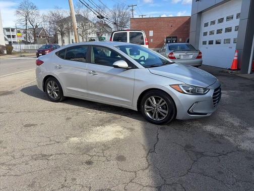 Symphony Silver 2018 Hyundai ELANTRA Value Edition