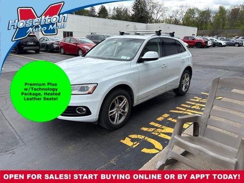 Glacier White Metallic 2017 Audi Q5 2.0T Premium Plus
