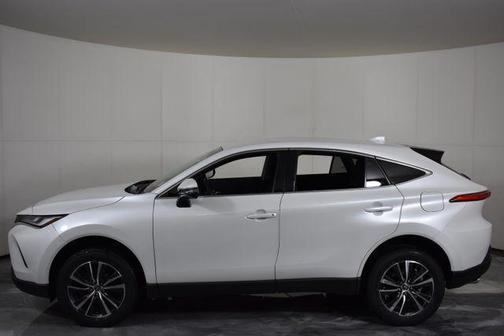 2023 Toyota Venza LE