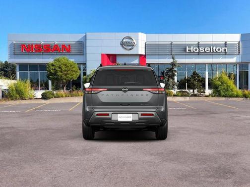 Gun Met 2026 Nissan Pathfinder SL