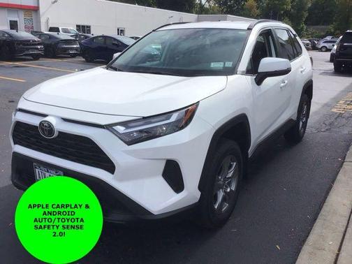 2022 Toyota RAV4 XLE
