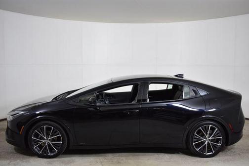 2023 Toyota Prius XLE
