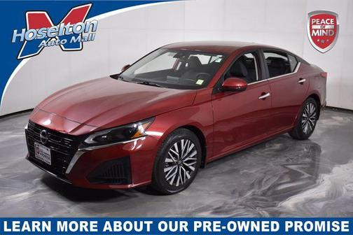 Scarlet Ember Tintcoat 2023 Nissan Altima 2.5 SV