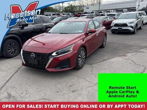 Scarlet Ember Tintcoat 2023 Nissan Altima 2.5 SV