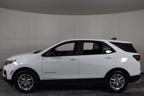 Summit White 2022 Chevrolet Equinox LS