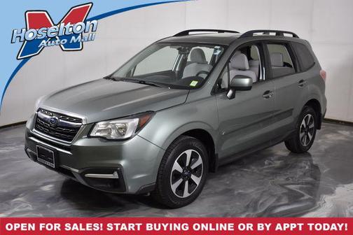 Jasmine Green Metallic 2017 Subaru Forester 2.5i Premium