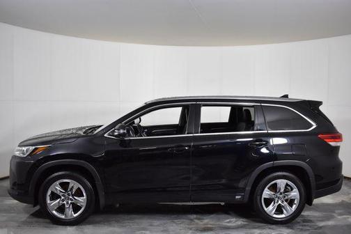 2018 Toyota Highlander Limited Platinum