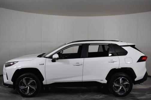 Ice Cap 2024 Toyota RAV4 Prime SE
