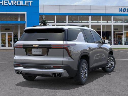 Sterling Gray Metallic 2026 Chevrolet Traverse LT