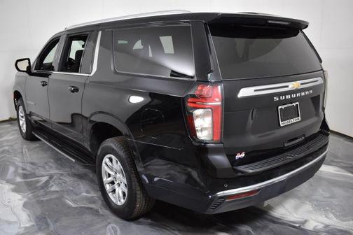 2022 Chevrolet Suburban LS