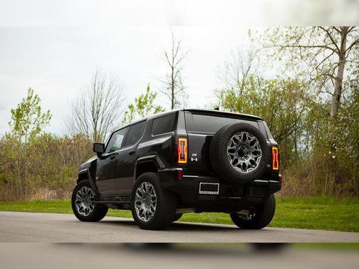 Void Black 2025 GMC HUMMER EV SUV 3X