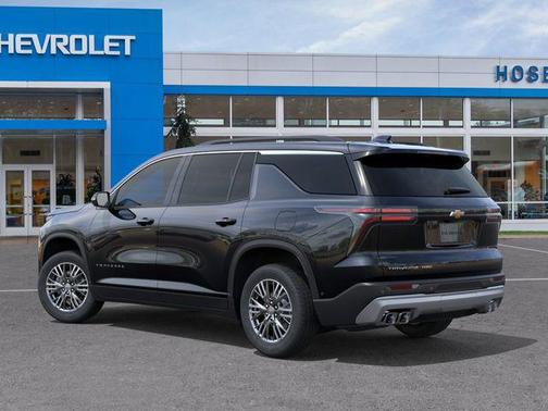 Mosaic Black Metallic 2026 Chevrolet Traverse LT