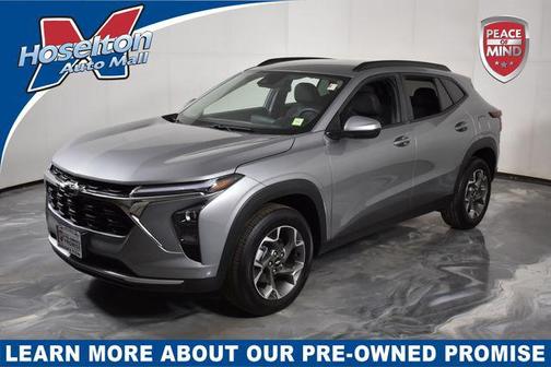 Sterling Gray Metallic 2025 Chevrolet Trax LT