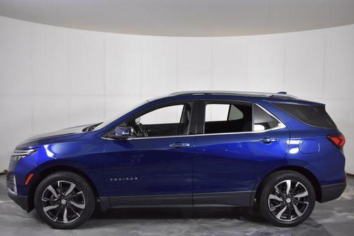 Blue Glow Metallic 2022 Chevrolet Equinox Premier w/1LZ