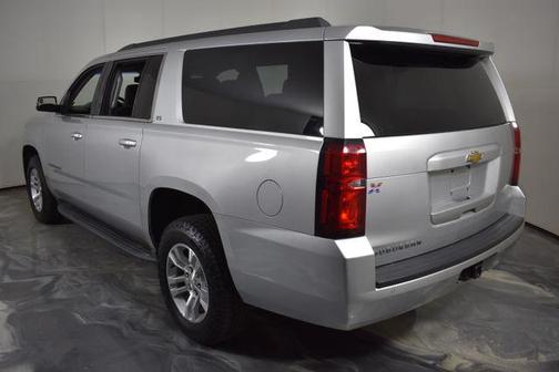 Silver Ice Metallic 2016 Chevrolet Suburban LS