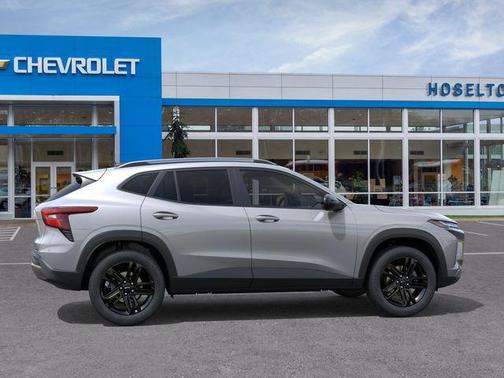 Sterling Gray Metallic 2026 Chevrolet Trax FWD ACTIV