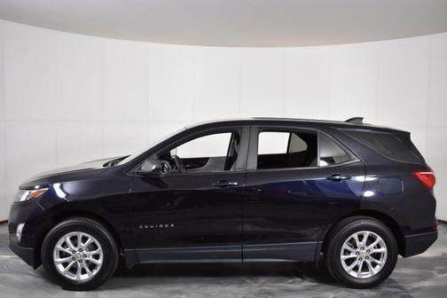 Midnight Blue Metallic 2021 Chevrolet Equinox LS