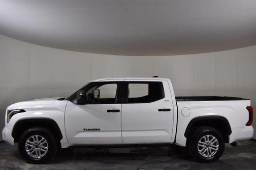 Ice Cap 2023 Toyota Tundra SR5