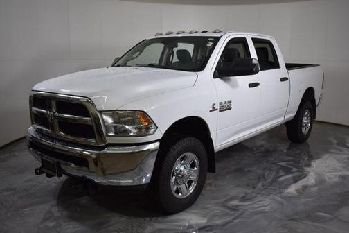 2018 RAM 2500 Tradesman Crew Cab 4x4 6'4' Box