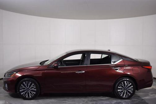 Garnet Pearl Metallic 2023 Nissan Altima 2.5 SV