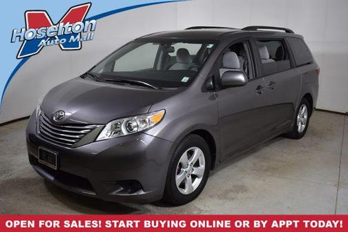 2016 Toyota Sienna LE