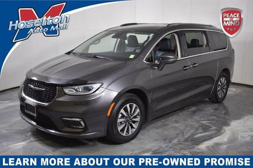 2021 Chrysler Pacifica Touring L