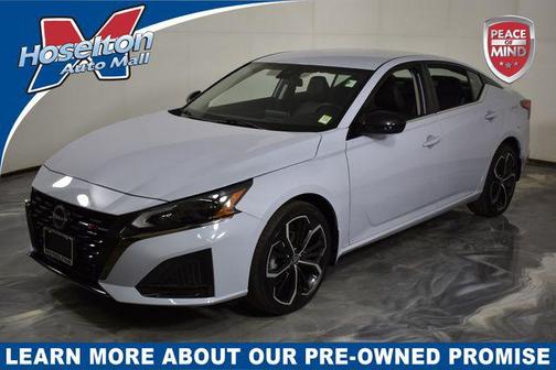 2023 Nissan Altima SR Intelligent AWD