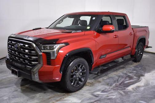2023 Toyota Tundra Hybrid Platinum