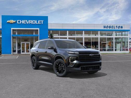 Mosaic Black Metallic 2026 Chevrolet Traverse LT