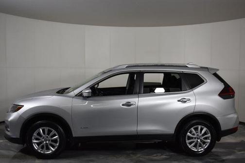 Brilliant Silver 2018 Nissan Rogue Hybrid SV