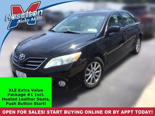 Black 2011 Toyota Camry XLE